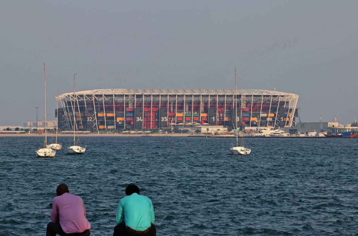 Trois pompiers tués dans l'accident d'une grue au Qatar, hôte du Mondial-2022