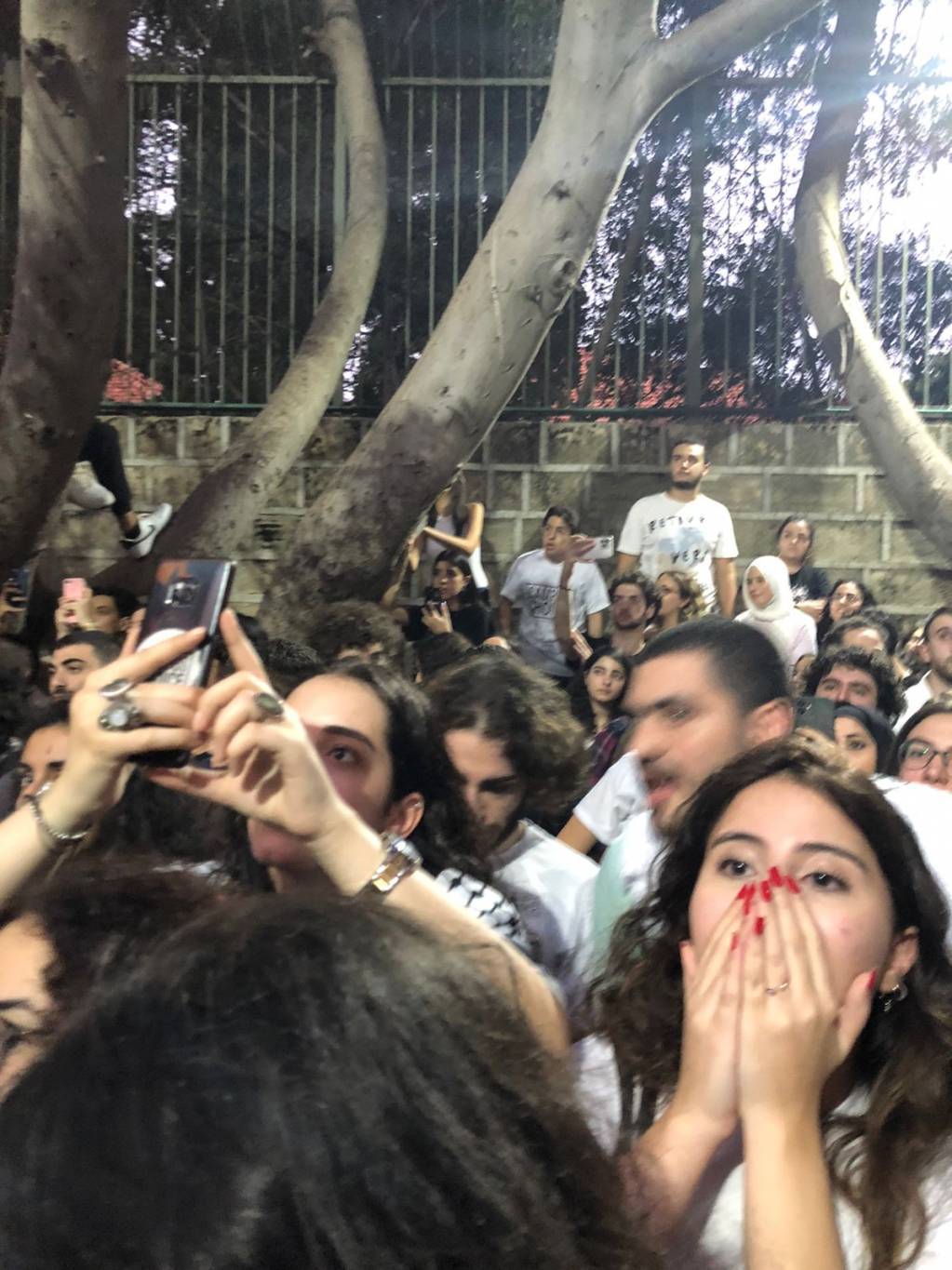 Des groupes indépendants de l'AUB remportent 16 des 20 sièges du conseil des étudiants