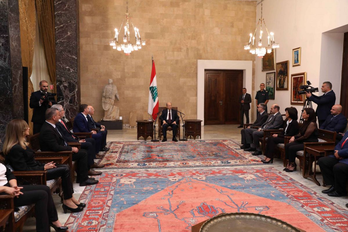 Face à Mikati, le camp aouniste entame une dernière escalade Face à Mikati, le camp aouniste entame une dernière escalade
