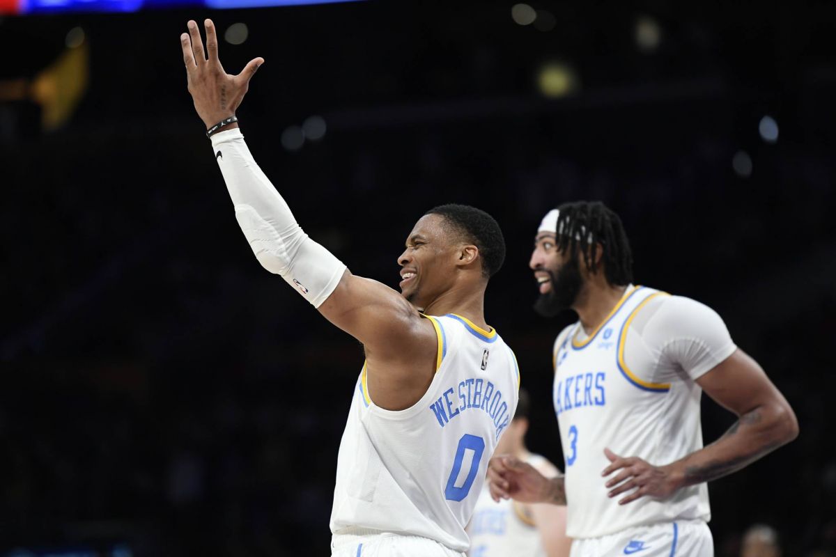Les Lakers voient enfin le jour