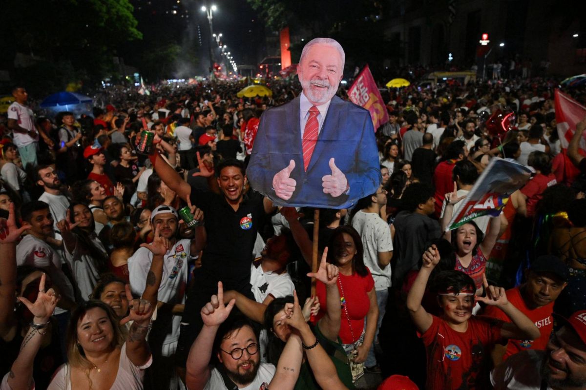 La victoire de Lula saluée dans le monde