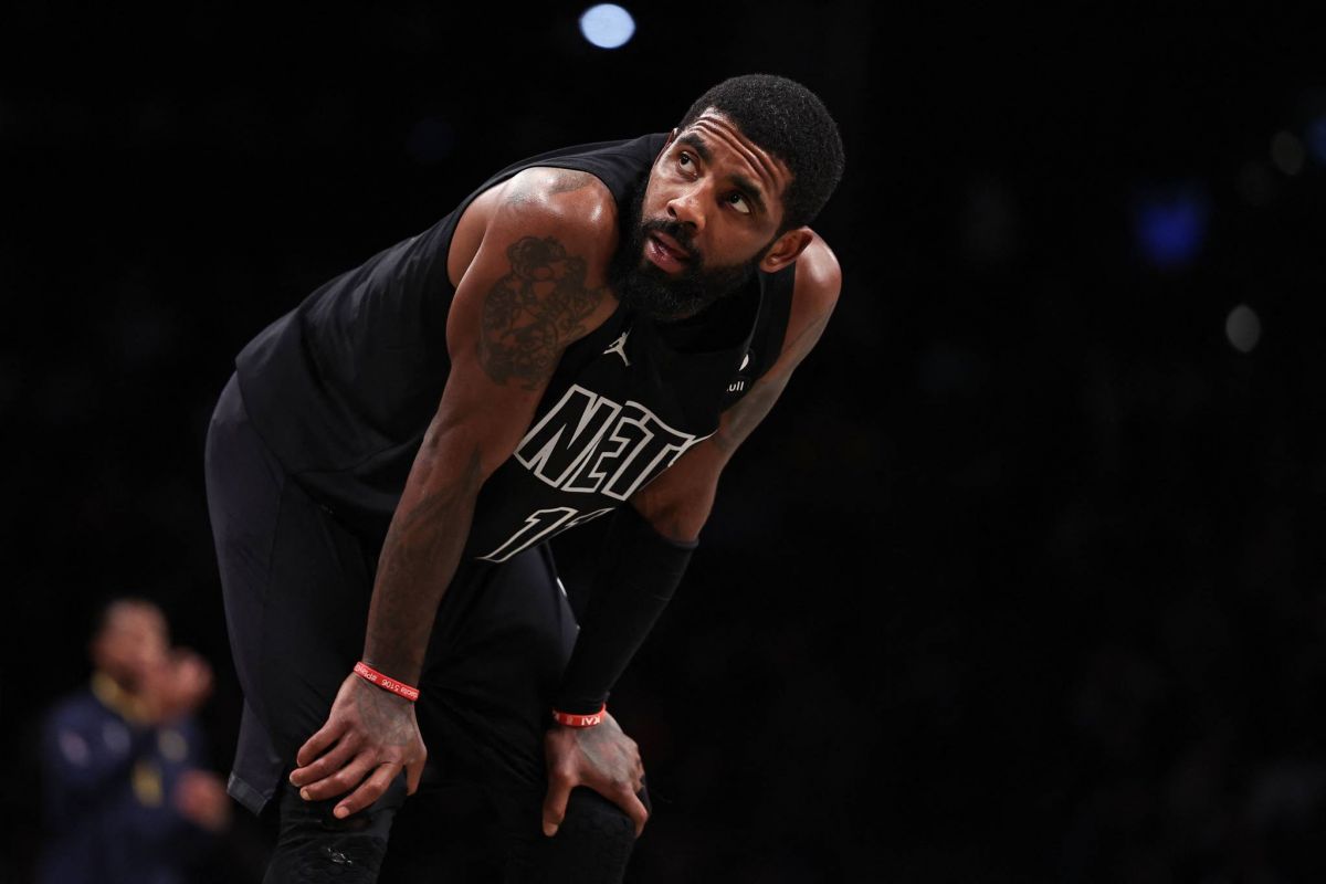 Irving s’excuse enfin