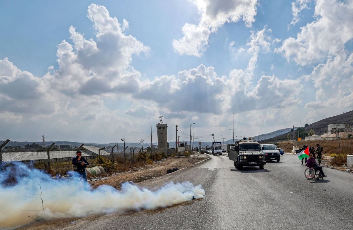 Un Palestinien tué dans des heurts, levée du siège autour de Naplouse