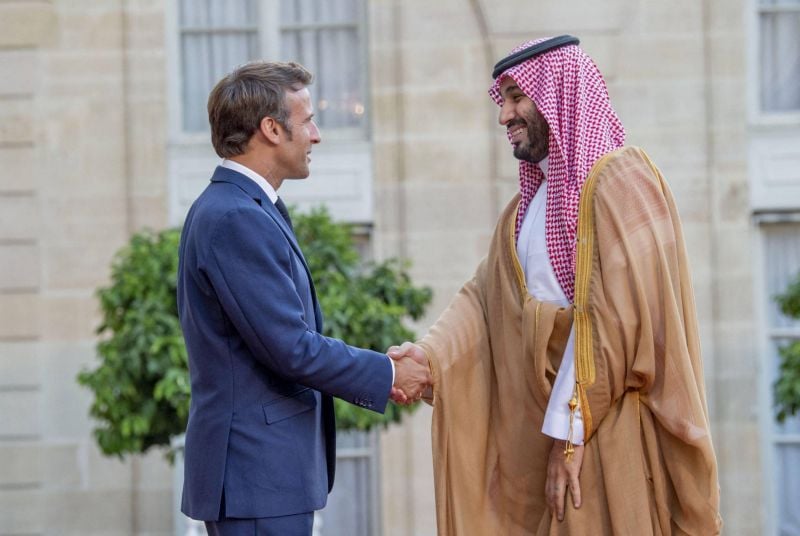 Macron évoque la crise du Liban avec le prince héritier saoudien