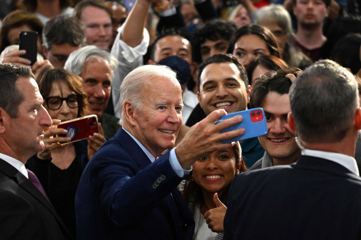 Biden et Trump sillonnent le pays à quelques jours des « midterms »