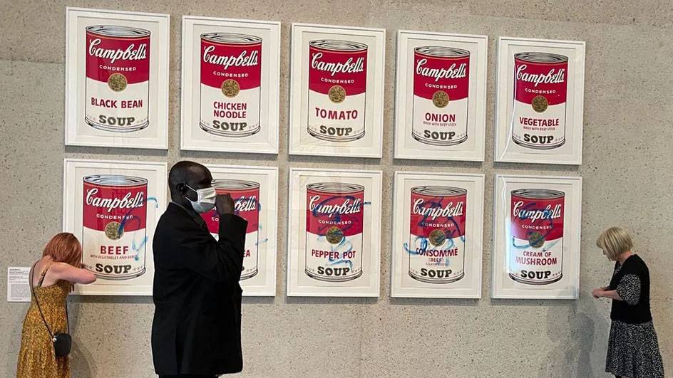Les mains dans la soupe d’Andy