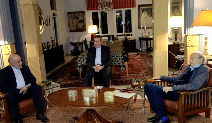 L'ambassadeur d'Iran reçu par Joumblatt