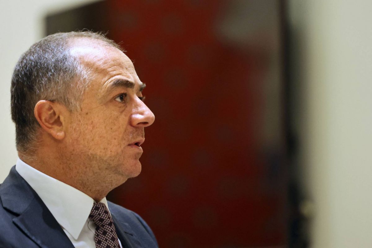 Bou Saab appelle à 