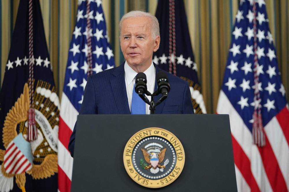 Joe Biden, combatif, salue un 