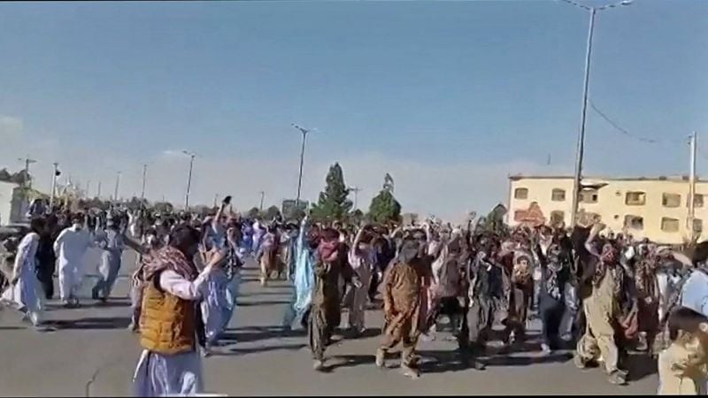 Des centaines de manifestants au Sistan-Baloutchistan, six semaines après le « Vendredi sanglant »