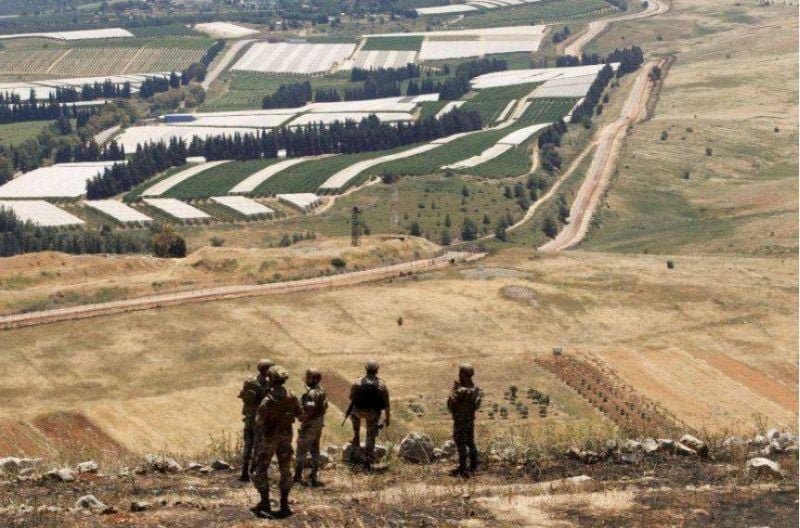 Israeli forces fire flares over Lebanese border