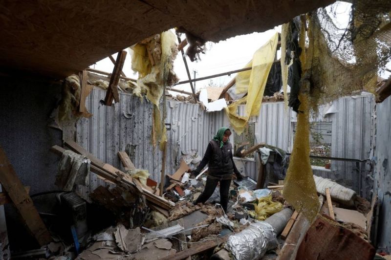 L'Ukraine annonce des reconquêtes à Kherson, Moscou confirme son retrait
