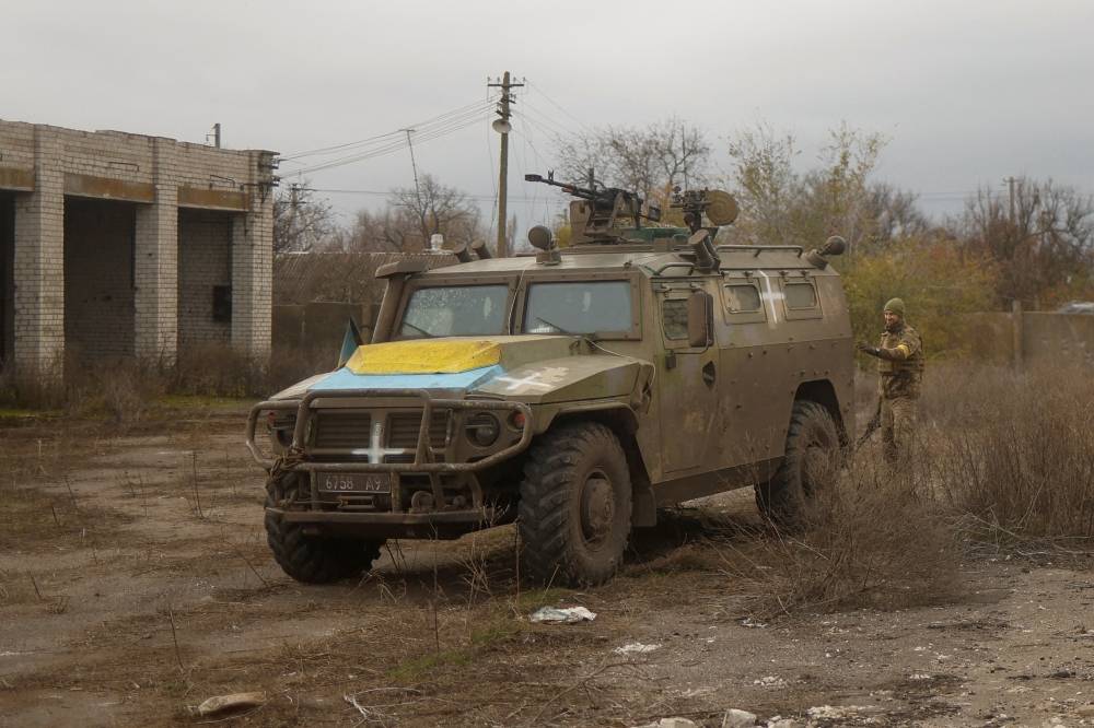 Kherson reprise, Kiev entrevoit une 