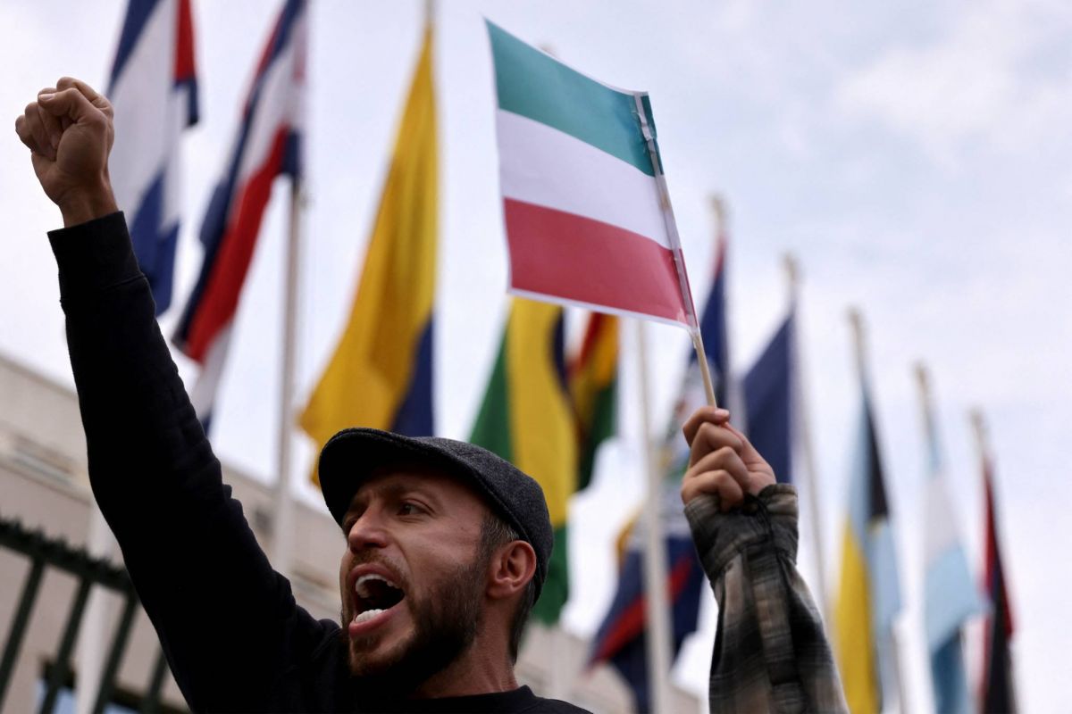 L'Iran dit détenir des 