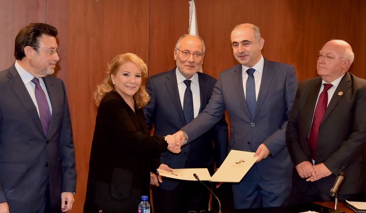 La vice-présidente de la Fondation Ben Talal lance la chaire Riad el-Solh à l’UL