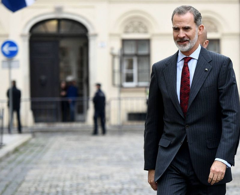 Le roi d'Espagne mercredi au Qatar: critiques d'un parti au pouvoir