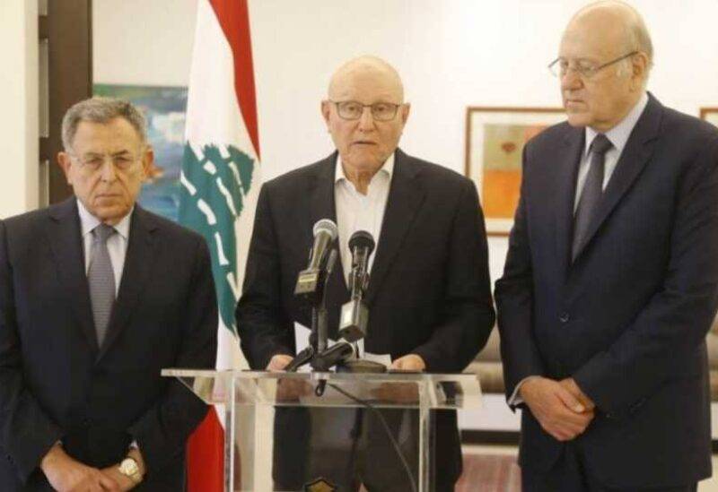 Former PMs call for 'swift and radical steps' to solve Lebanon's political crisis