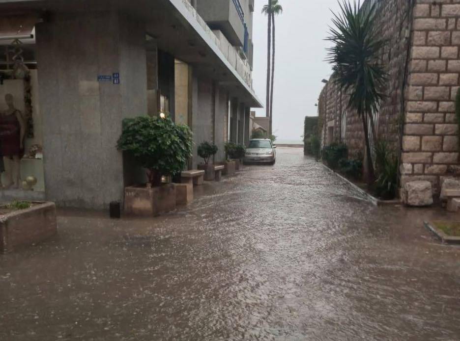 Expanded police powers, 87-year-old leads bank sit-in, flooded highways: Everything you need to know to start your Wednesday