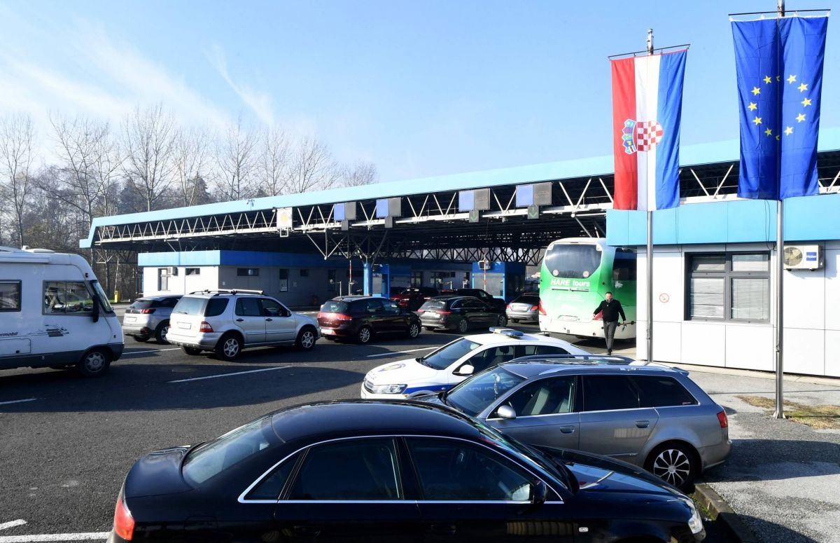 La Croatie intègre Schengen, la Bulgarie et la Roumanie recalées