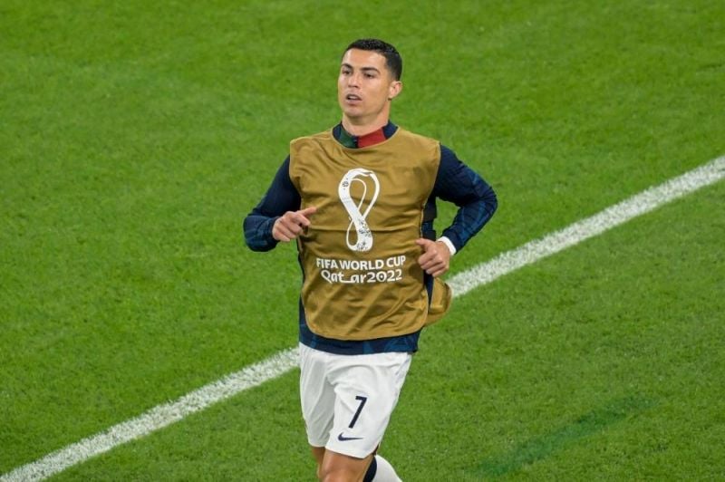 Le Portugais Cristiano Ronaldo égale le record mondial du nombre de sélections avec 196
