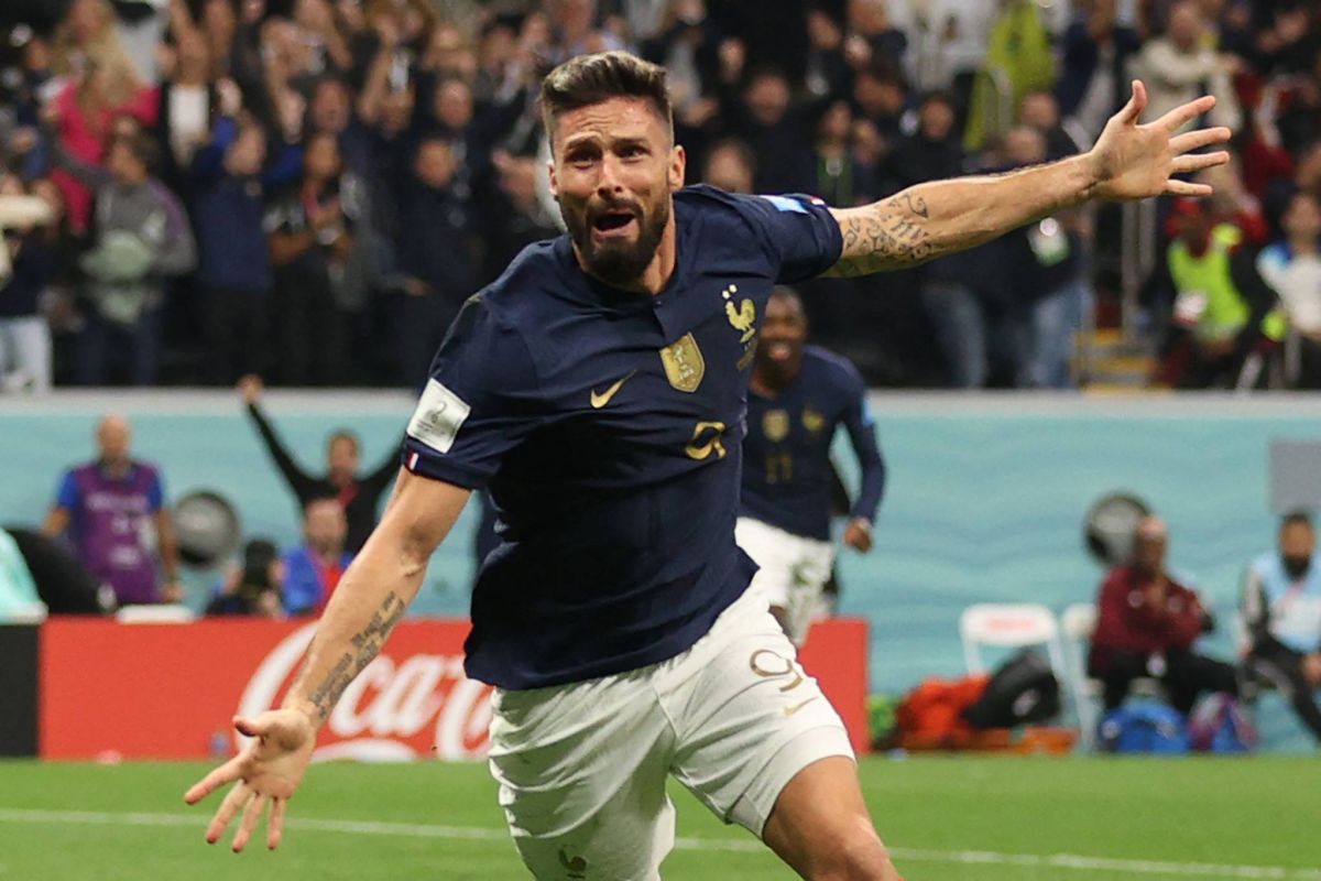 La France en demi-finale après avoir battu l'Angleterre 2-1