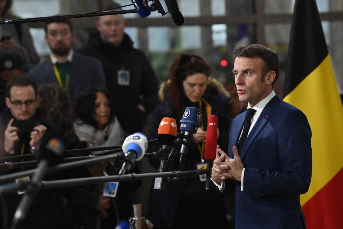 Macron 