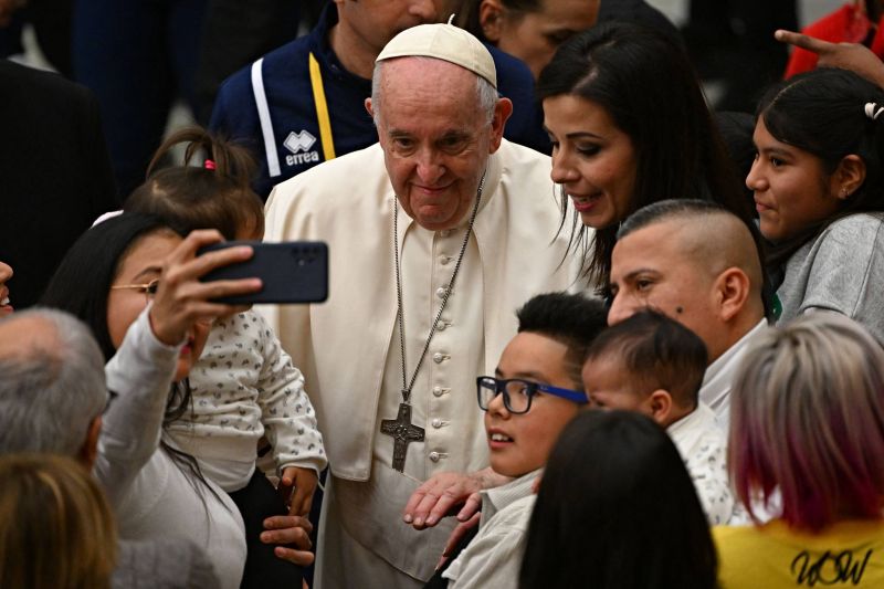 Le pape argentin appelle le vainqueur à célébrer dans l'humilité