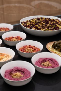 « Quand les Libanais entrent au restaurant, ils sont sceptiques. Puis ils repartent convaincus. » Photo Michael Farah