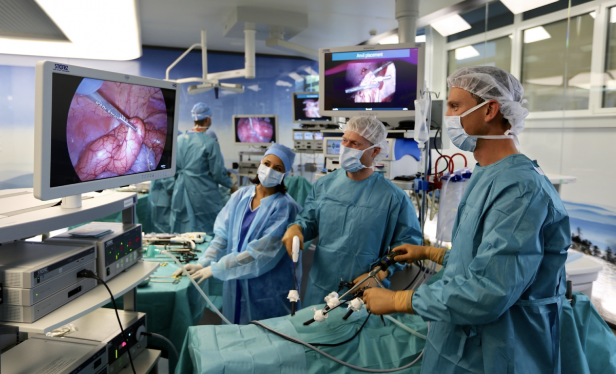 La chirurgie robotique prend ses marques à l’Hôtel-Dieu de France