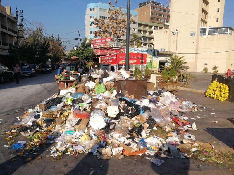Les ordures s’entassent à nouveau dans les rues de Saïda