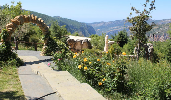 L’artisanat s’installe au jardin des Patriarches à Dimane