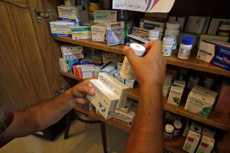 Lebanese drug manufacturers announce price hikes