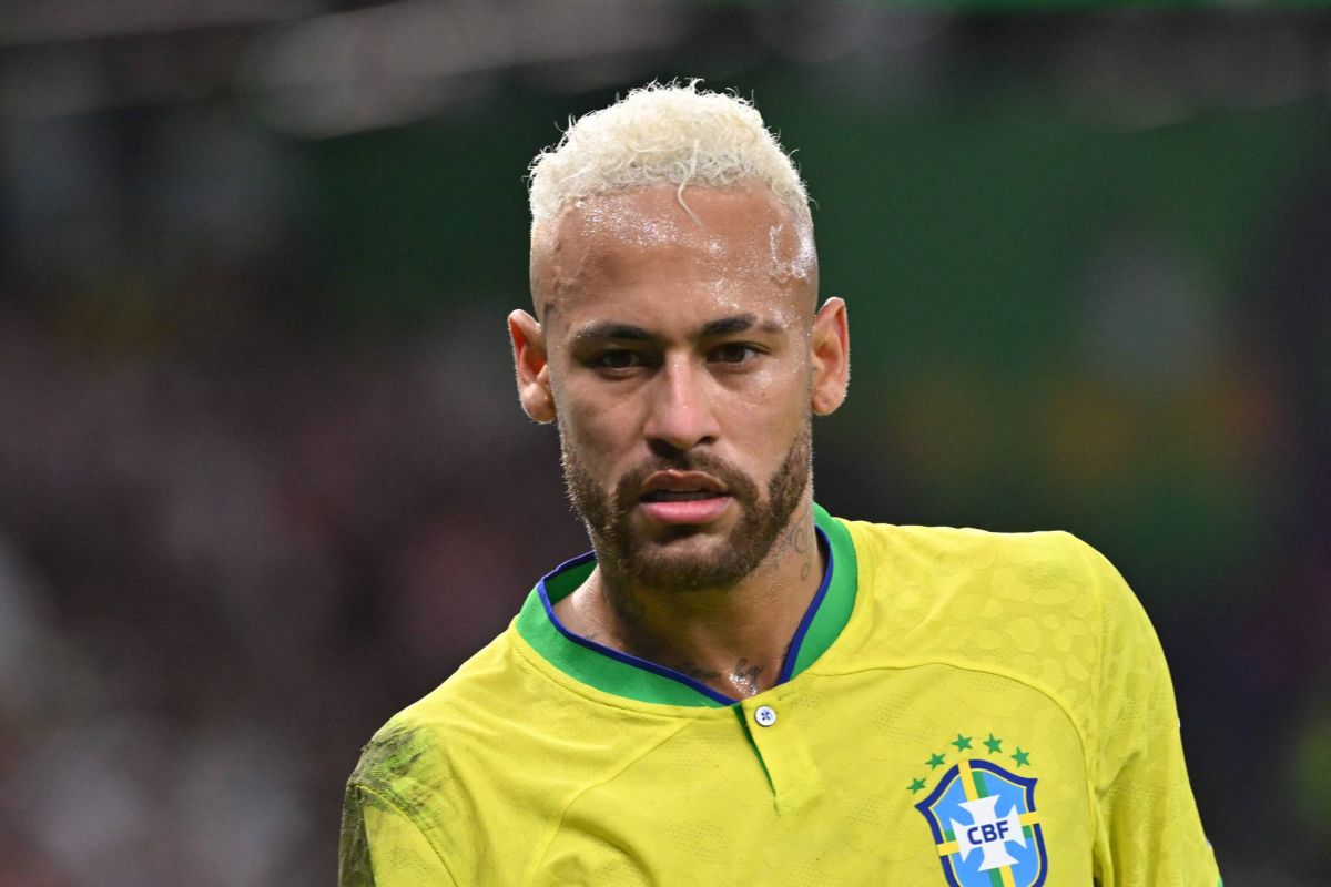 Neymar rejoint Pelé comme meilleur buteur du Brésil, avec 77 buts Neymar rejoint Pelé comme meilleur buteur du Brésil, avec 77 buts