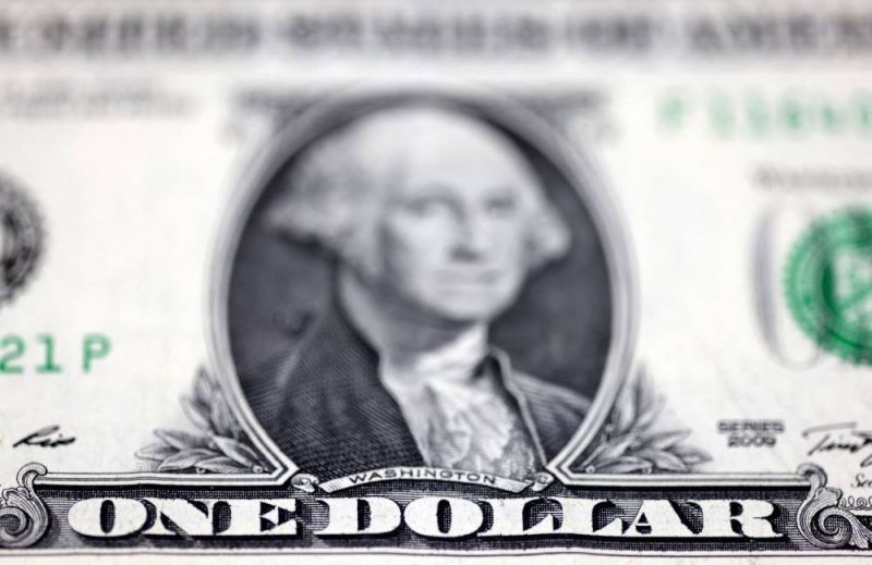 Le dollar plonge, l'inflation américaine moins forte que prévu
