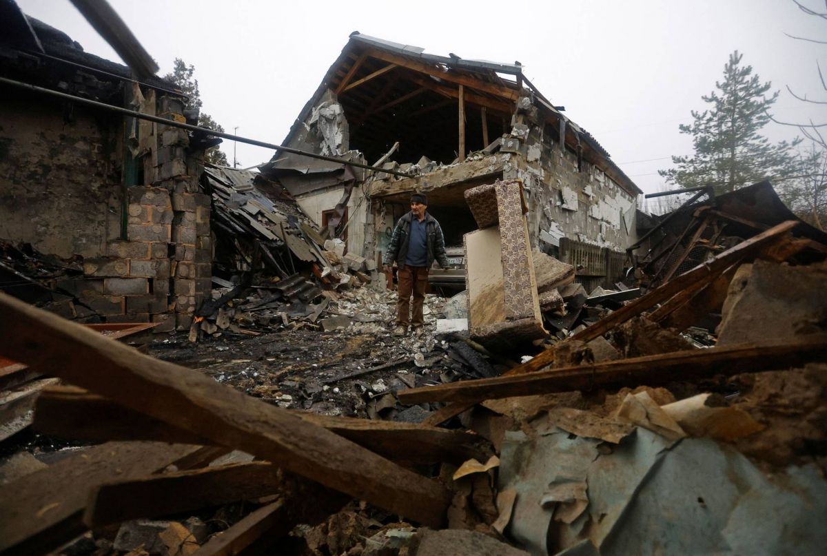 Nouvelles frappes russes meurtrières, l'Ukraine s'efforce de rétablir le courant et l'eau