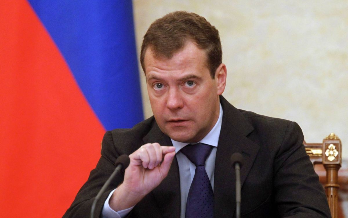 Medvedev dit que Moscou accélère la production des armes Medvedev dit que Moscou accélère la production des armes