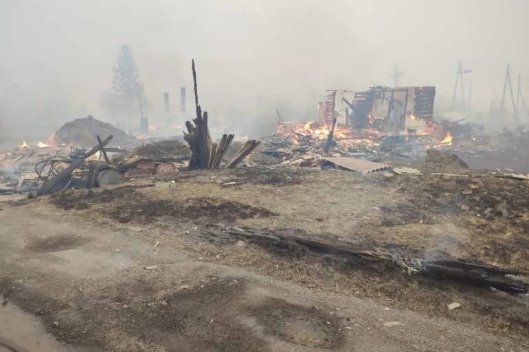 Deux morts dans l'incendie d'une raffinerie