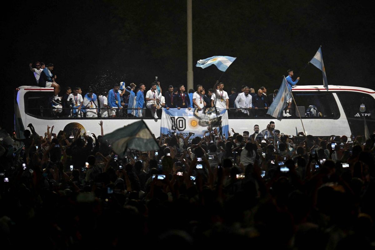 Autour de ses tri-campeones, Buenos Aires est une fête démesurée Autour de ses tri-campeones, Buenos Aires est une fête démesurée