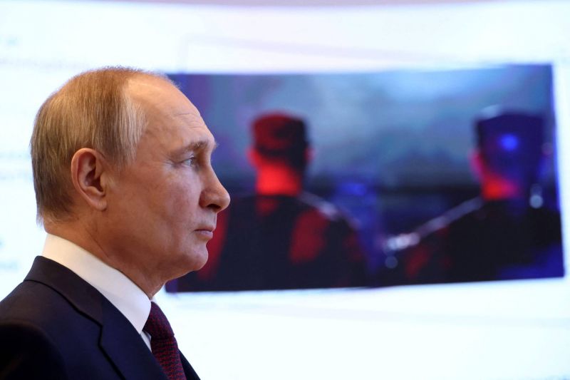 Poutine veut que le conflit se termine 