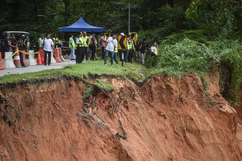 Glissement de terrain : 31 morts, fin des recherches
