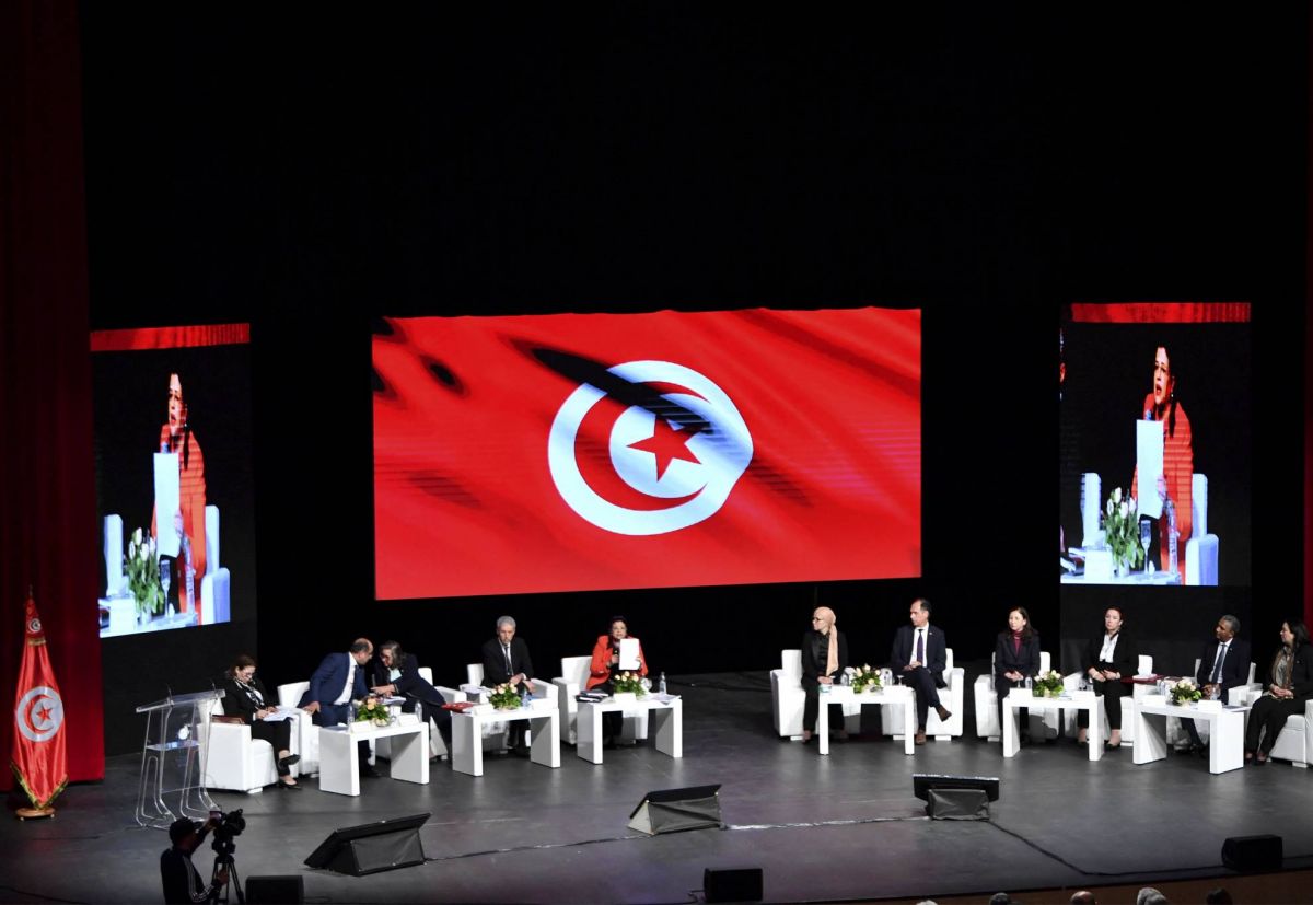 Nouveaux impôts et déficit budgétaire prévu en baisse en 2023