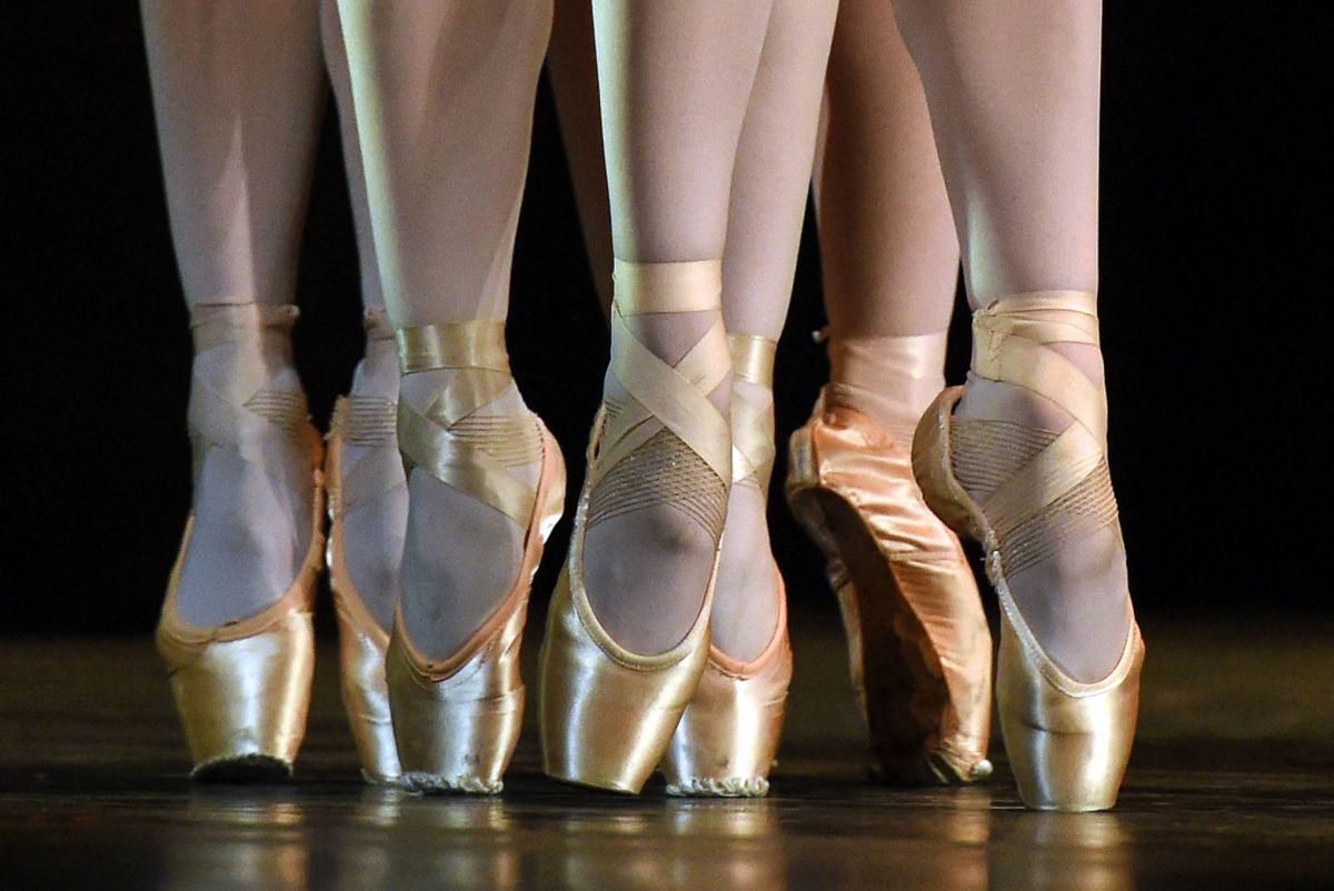 Derrière la magie des chaussons de danse, un rituel très pointu