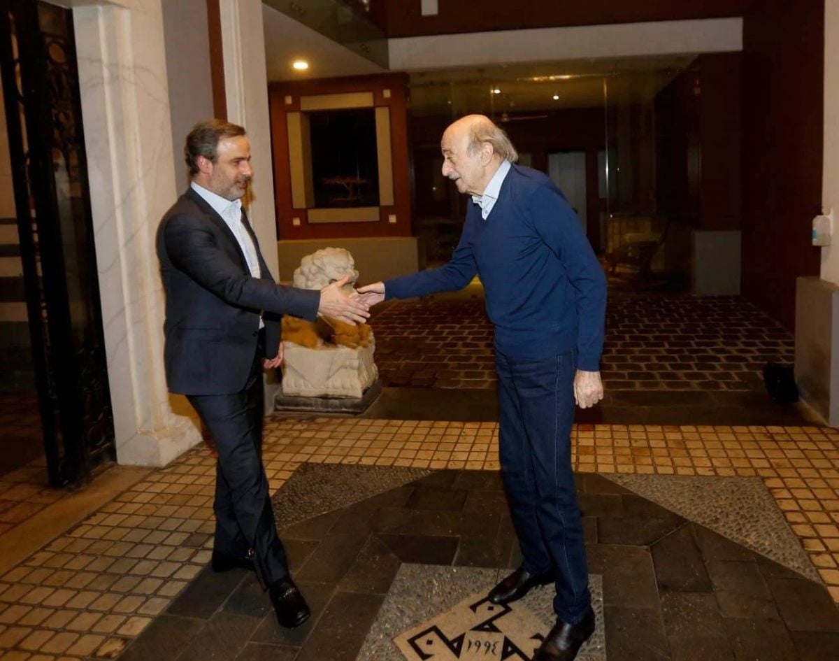 Joumblatt intensifie les contacts avant les fêtes