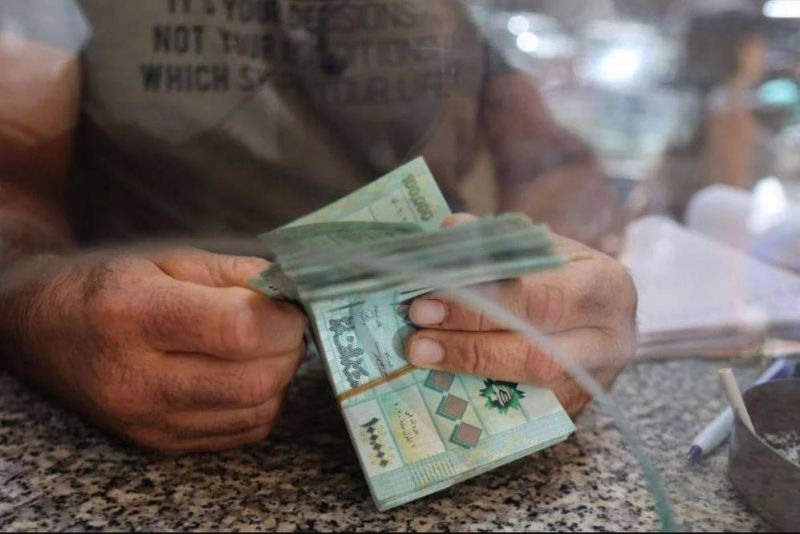 Lebanese lira falls to LL46,000 to the dollar on the parallel market