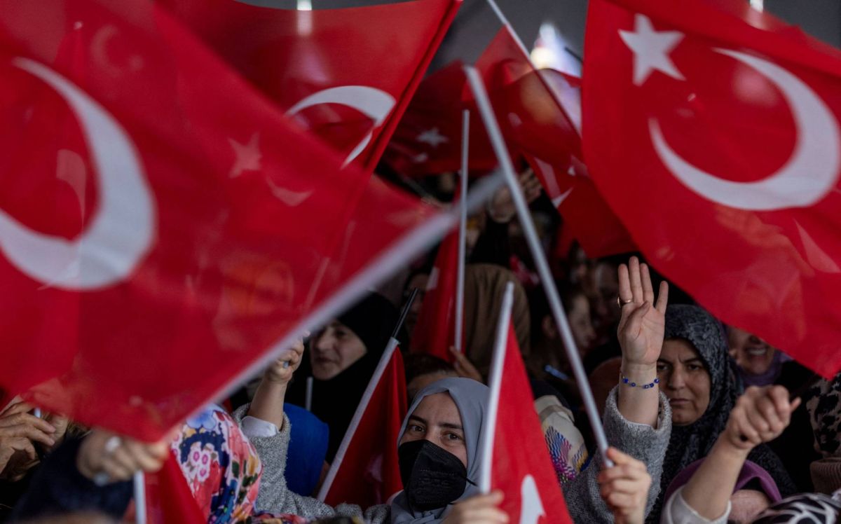Le procureur réclame le gel des comptes du parti pro-kurde HDP