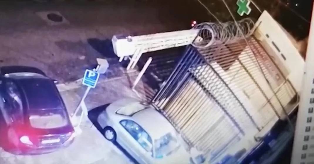Al Jadeed HQ targeted by Molotov cocktail after controversial comedy sketch