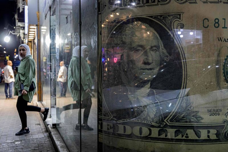 Chasse au dollar, dette et rationnement en Égypte