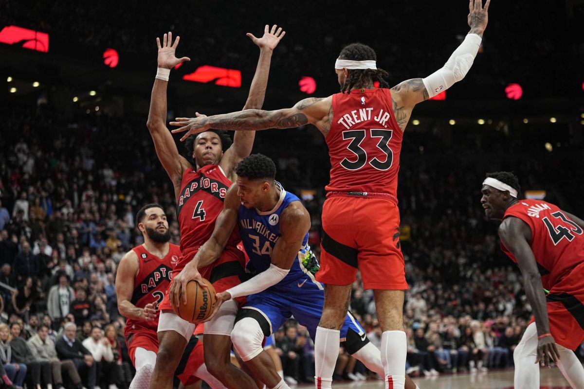 Fin de série pour les Nets,  Antetokounmpo affole les compteurs