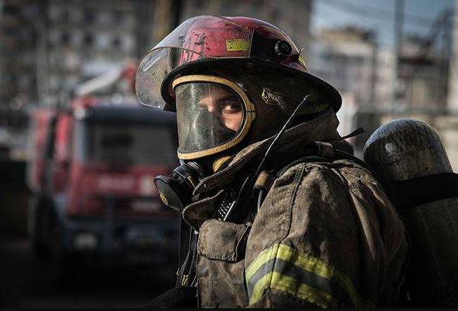 Fire breaks out in a garage in Saida