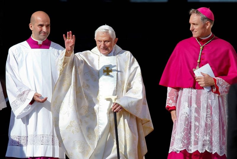 Prières en Allemagne et à Rome pour Benoît XVI, dans un état 